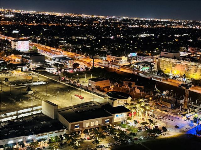 121 NE 34th St 3014, Miami, FL 33137