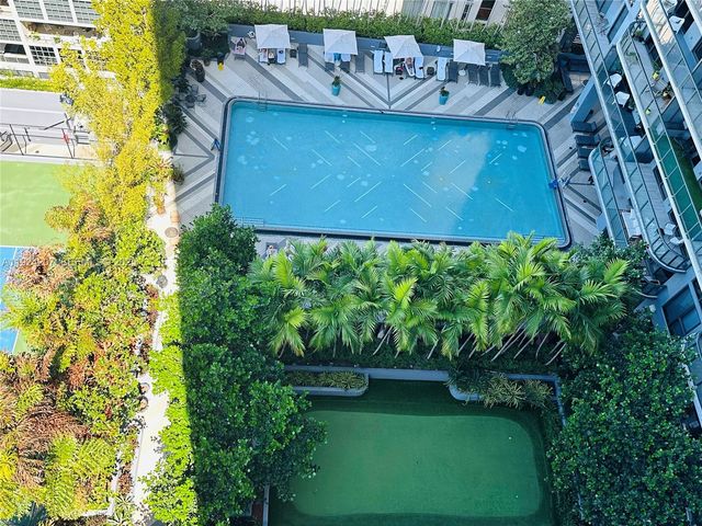 121 NE 34th St 3014, Miami, FL 33137