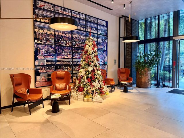 121 NE 34th St 3014, Miami, FL 33137