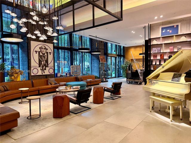 121 NE 34th St 3014, Miami, FL 33137