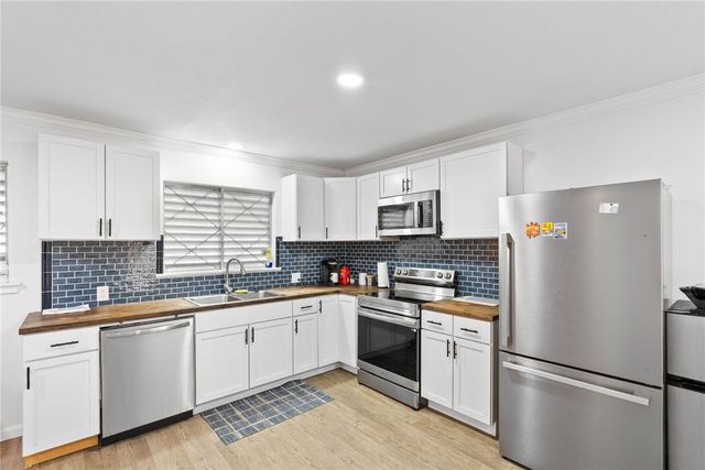 4606 Calvin Dr, Corpus Christi, TX 78411