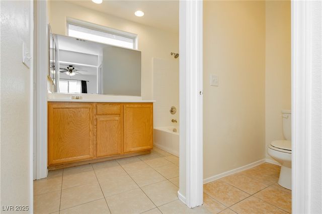 1072 Valetta Flat Avenue, Las Vegas, NV 89183