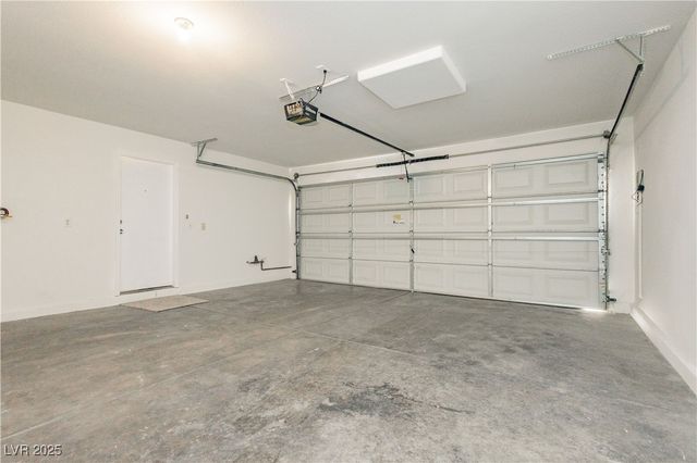 1072 Valetta Flat Avenue, Las Vegas, NV 89183