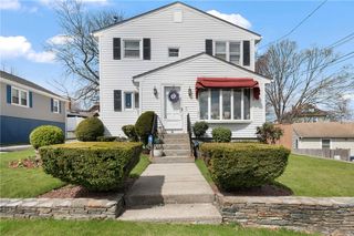 98 Gloucester Street, Providence, RI 02908