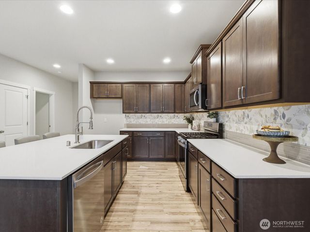 9929 13th Street SE, Lake Stevens, WA 98258