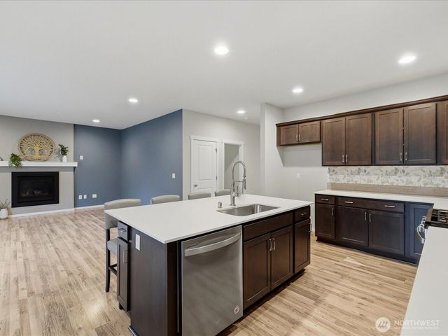 9929 13th Street SE, Lake Stevens, WA 98258