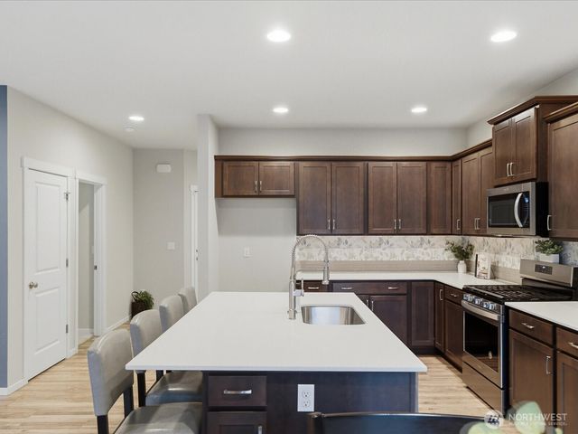 9929 13th Street SE, Lake Stevens, WA 98258