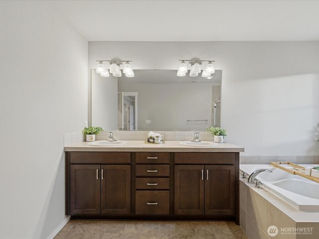 9929 13th Street SE, Lake Stevens, WA 98258