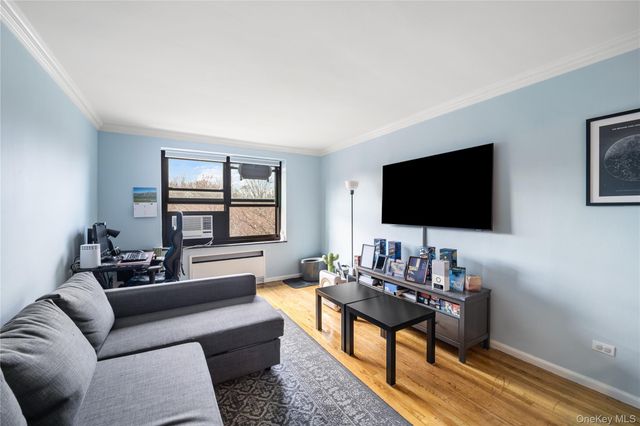 75-15 210th Street 6C, Oakland Gardens, NY 11364