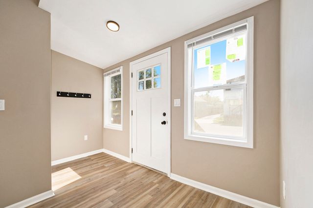 1037 Ames Street, Hammond, IN 46320