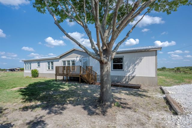 5728 N Sunchase Drive, Granbury, TX 76049