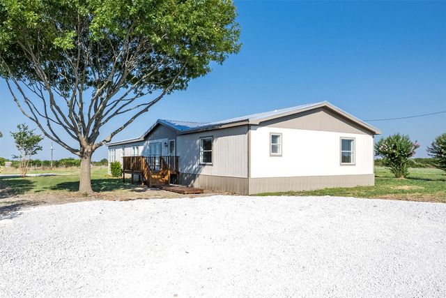 5728 N Sunchase Drive, Granbury, TX 76049