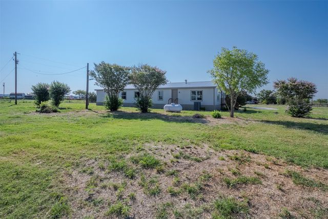 5728 N Sunchase Drive, Granbury, TX 76049