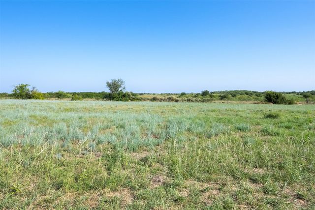 5728 N Sunchase Drive, Granbury, TX 76049