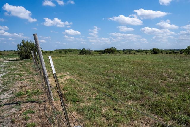 5728 N Sunchase Drive, Granbury, TX 76049