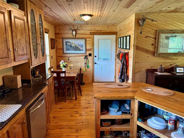 11781 State Highway 63 E, Hartshorne, OK 74547