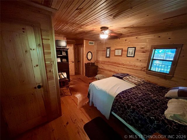 11781 State Highway 63 E, Hartshorne, OK 74547