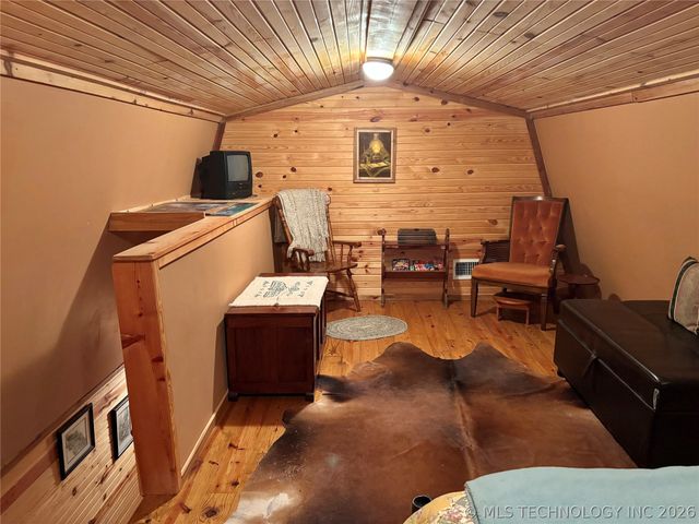 11781 State Highway 63 E, Hartshorne, OK 74547