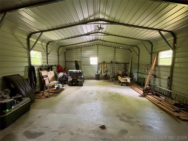 11781 State Highway 63 E, Hartshorne, OK 74547