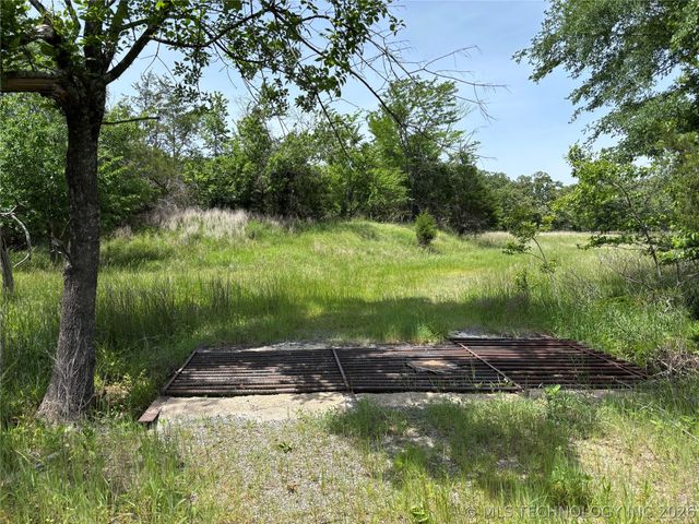 11781 State Highway 63 E, Hartshorne, OK 74547