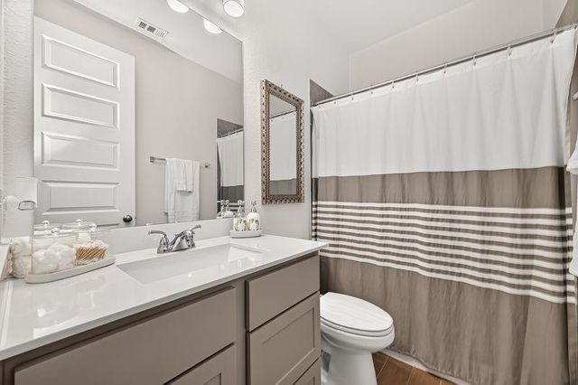 427 Mulberry Creek Street, Conroe, TX 77304