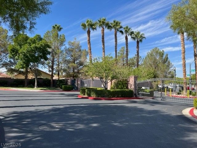 251 South Green Valley Parkway 1321, Henderson, NV 89012