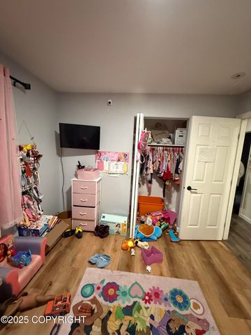 4686 W Gloryview Circle, Wasilla, AK 99623