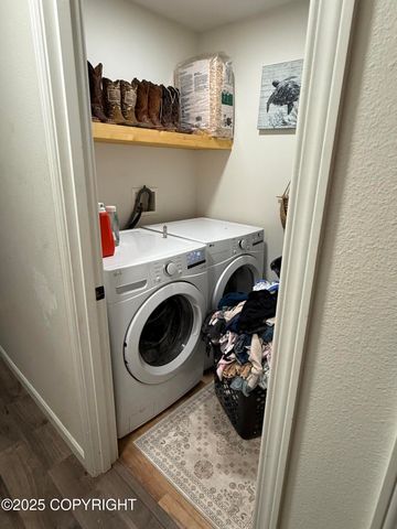 4686 W Gloryview Circle, Wasilla, AK 99623