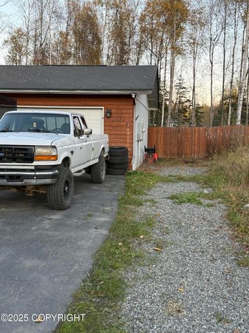 4686 W Gloryview Circle, Wasilla, AK 99623