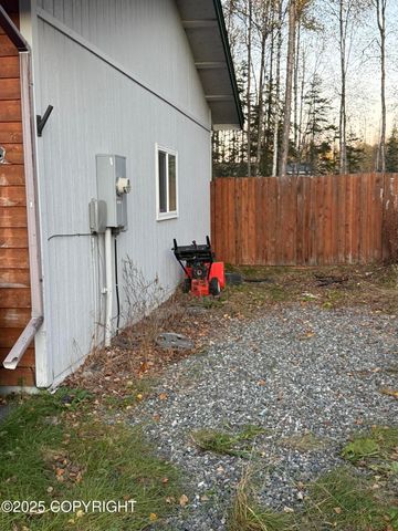 4686 W Gloryview Circle, Wasilla, AK 99623