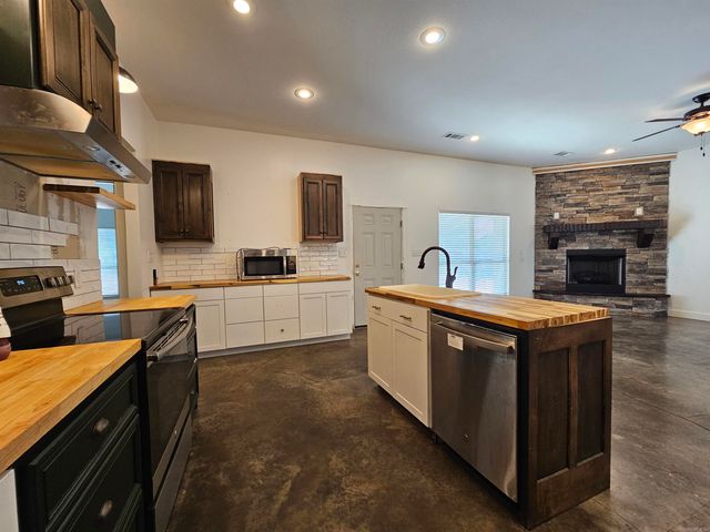 50 Ruthie, Greenbrier, AR 72058