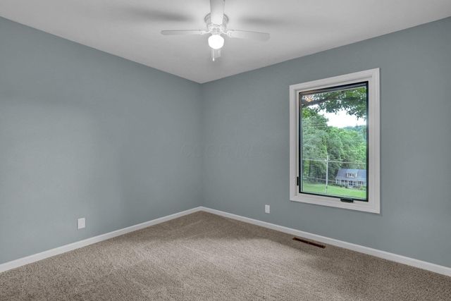 2939 Sharon Valley Road NE, Granville, OH 43023