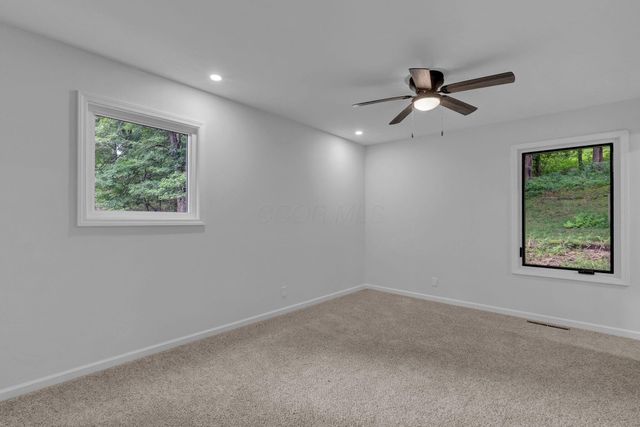 2939 Sharon Valley Road NE, Granville, OH 43023