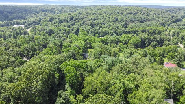 2939 Sharon Valley Road NE, Granville, OH 43023