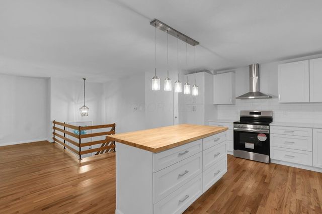 2939 Sharon Valley Road NE, Granville, OH 43023