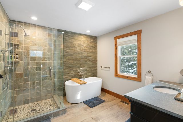 41 Two Brook Drive, Wilmington, VT 05363