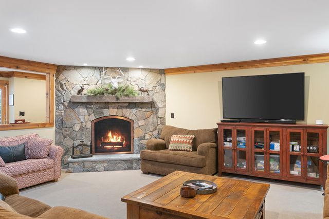 41 Two Brook Drive, Wilmington, VT 05363