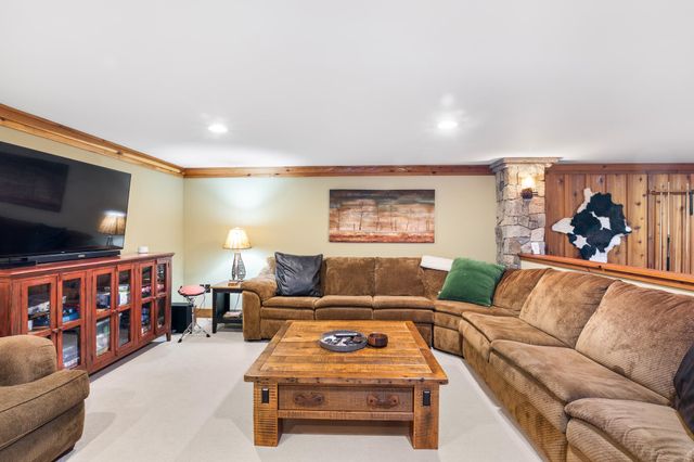 41 Two Brook Drive, Wilmington, VT 05363