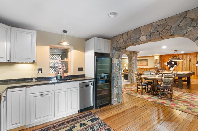 41 Two Brook Drive, Wilmington, VT 05363