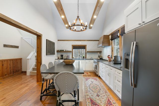 41 Two Brook Drive, Wilmington, VT 05363