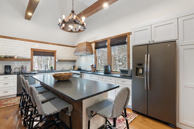 41 Two Brook Drive, Wilmington, VT 05363