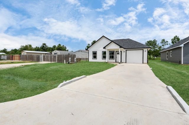 382 Road 5704, Cleveland, TX 77327
