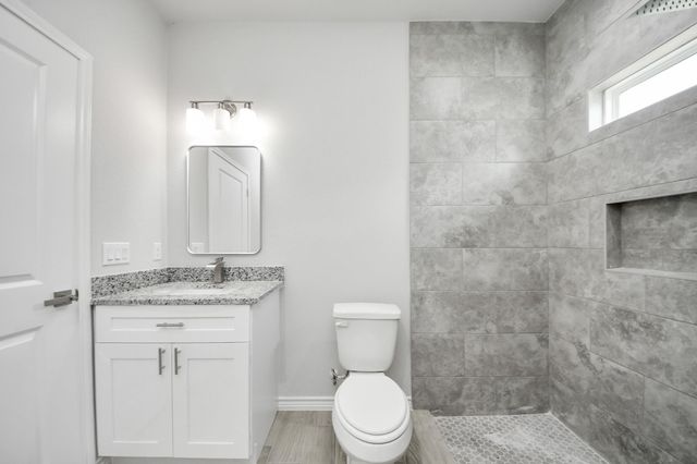 382 Road 5704, Cleveland, TX 77327