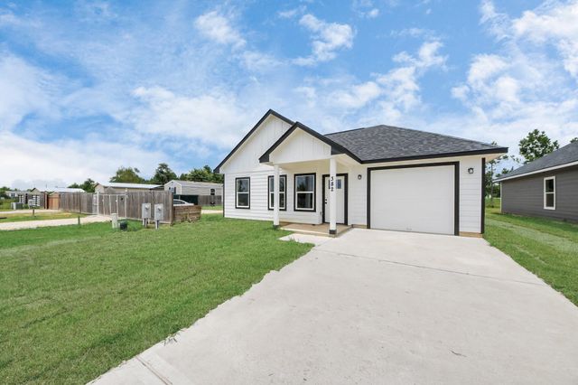 382 Road 5704, Cleveland, TX 77327