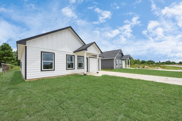 382 Road 5704, Cleveland, TX 77327