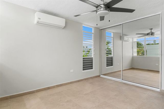 Alturas de San Patricio 1 5, Guaynabo, PR 00968