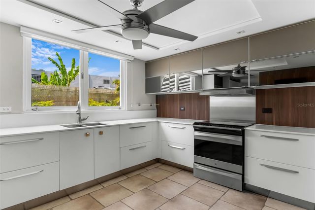 Alturas de San Patricio 1 5, Guaynabo, PR 00968