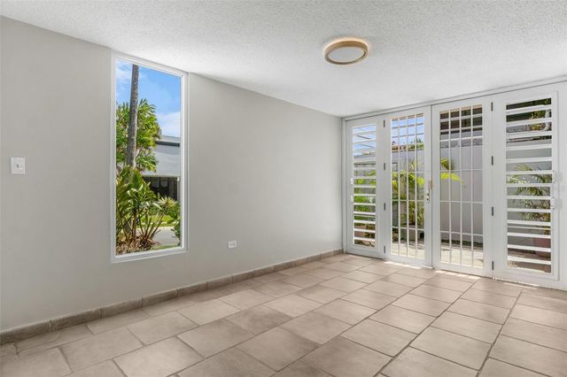 Alturas de San Patricio 1 5, Guaynabo, PR 00968