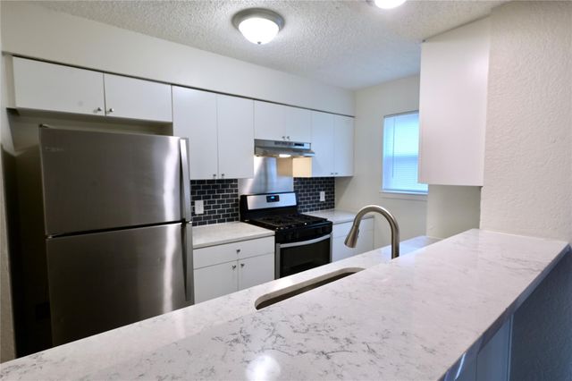 5007 Table Top TRL B, Austin, TX 78744