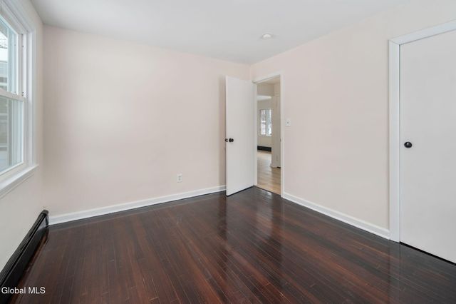 1491 Sunset Road, Schodack, NY 12033